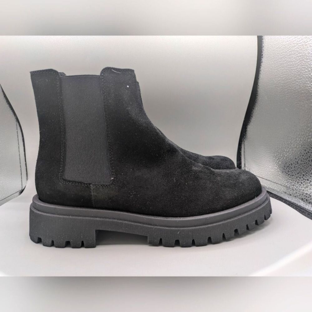 Aquatalia Olessa Black Suede Chelsea Lug Sole Boots Weatherproof 6.5M NIB Italy